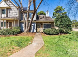 4139 N Course Dr, Charlotte, NC 28277