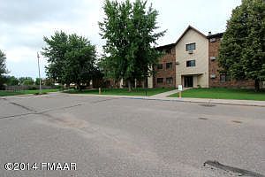 2nd image of 1424 14th St E APT 25
