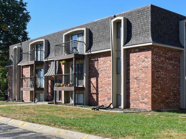 Tiblow Village Apartments | 431 N Bluegrass Dr, Bonner Springs, KS