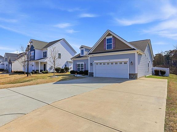 2nd image of 157 Ramsgate Dr