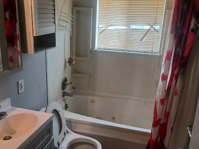 6136 Flowerday Dr — Photo 5