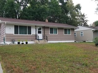 1754 Jackson St N, Maplewood, MN 55117