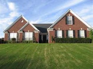 5921 Mount Water Trl, Buford, GA 30518