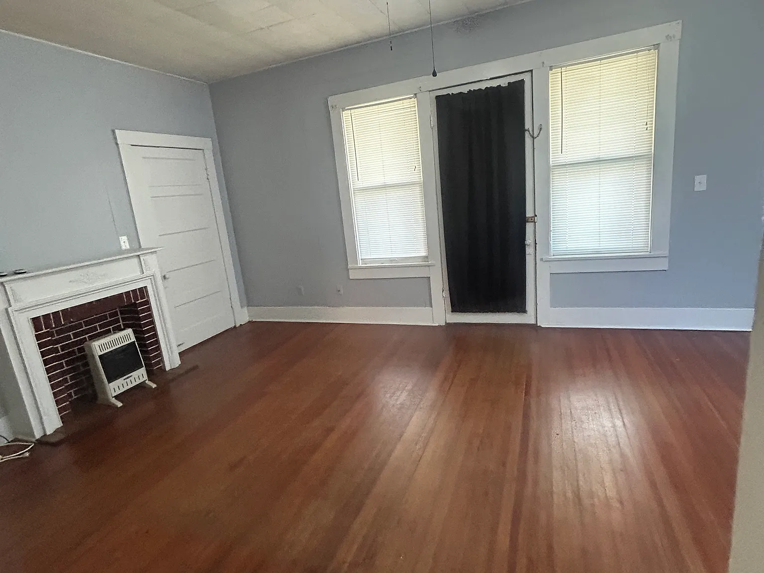 2 bed, 1250 sqft, $1,200 — Photo 3