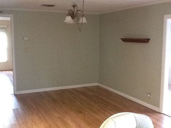 4th image of 78 Tanglewood Dr