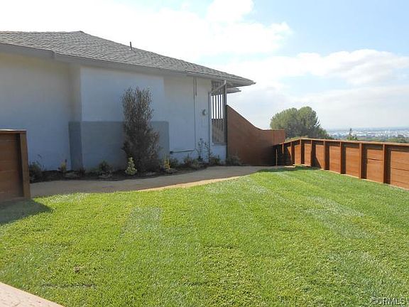 3rd image of 13908 Eastridge Dr