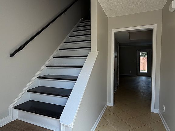 5th image of 4001 Pat Mell Pl SE