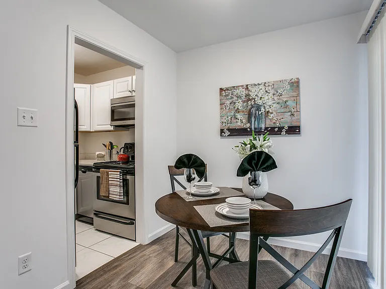 The Abbey Apartment Homes — Photo 7