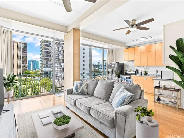 1020 Green St #Penthouse 2, Honolulu, HI 96822