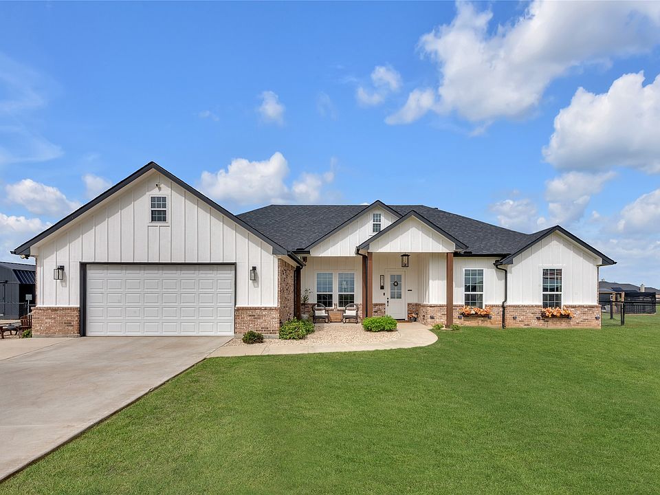 1st image of 6017 Raspberry Ln