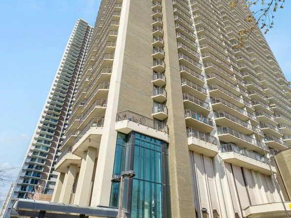 6007 N Sheridan Rd APT 22K, Chicago, IL 60660