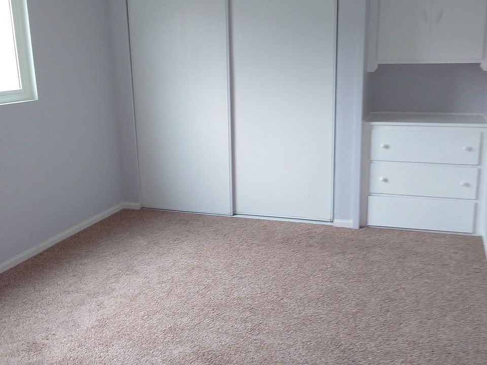 2nd image of 540 Flower St APT 16