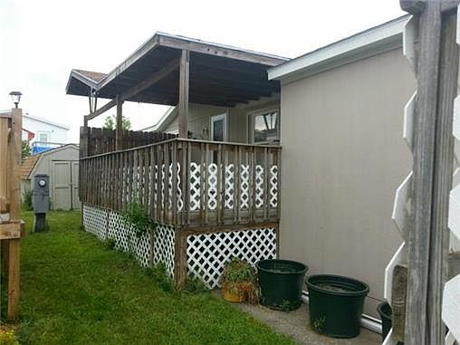 3rd image of 11800 N Illinois Ave