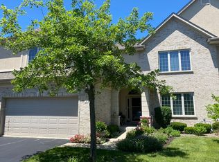 36 Beaconsfield Ct, Lincolnshire, IL 60069