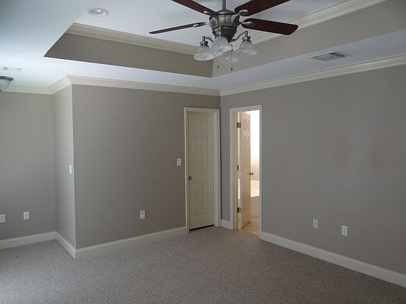 3rd image of 172 Jolie Oaks Blvd