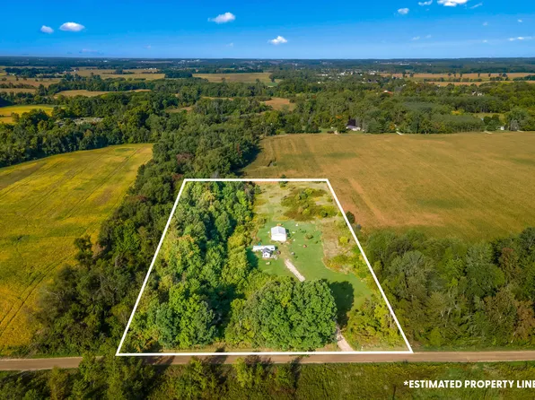 10320 Grass Lake Rd, Hillsdale, MI 49242
