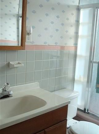 5th image of 4299 W 162nd St