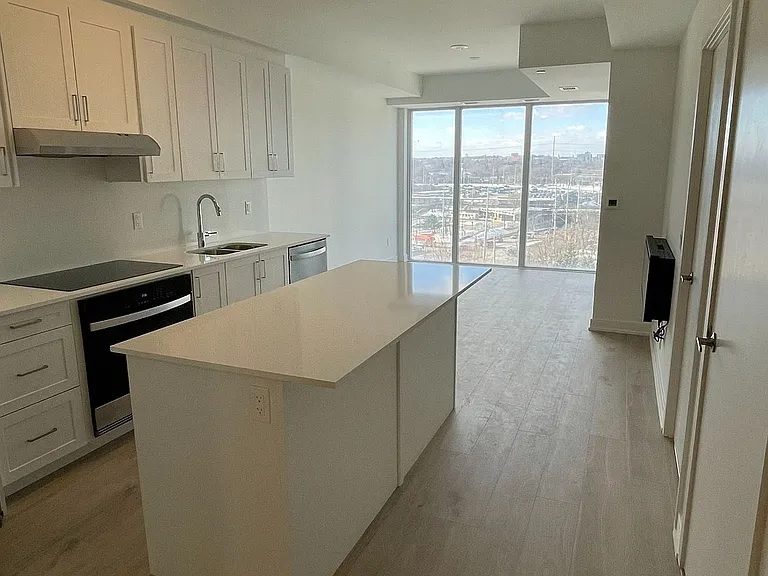1035 Southdown Rd #801 — Photo 2