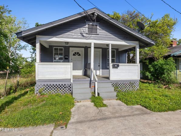 jacksonville-florida-154611322 picture