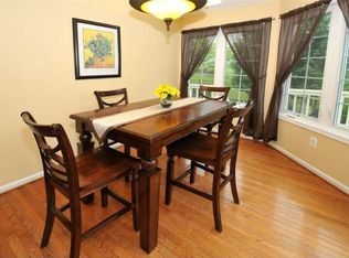 319 Quail Dr N, Phoenixville, PA 19460