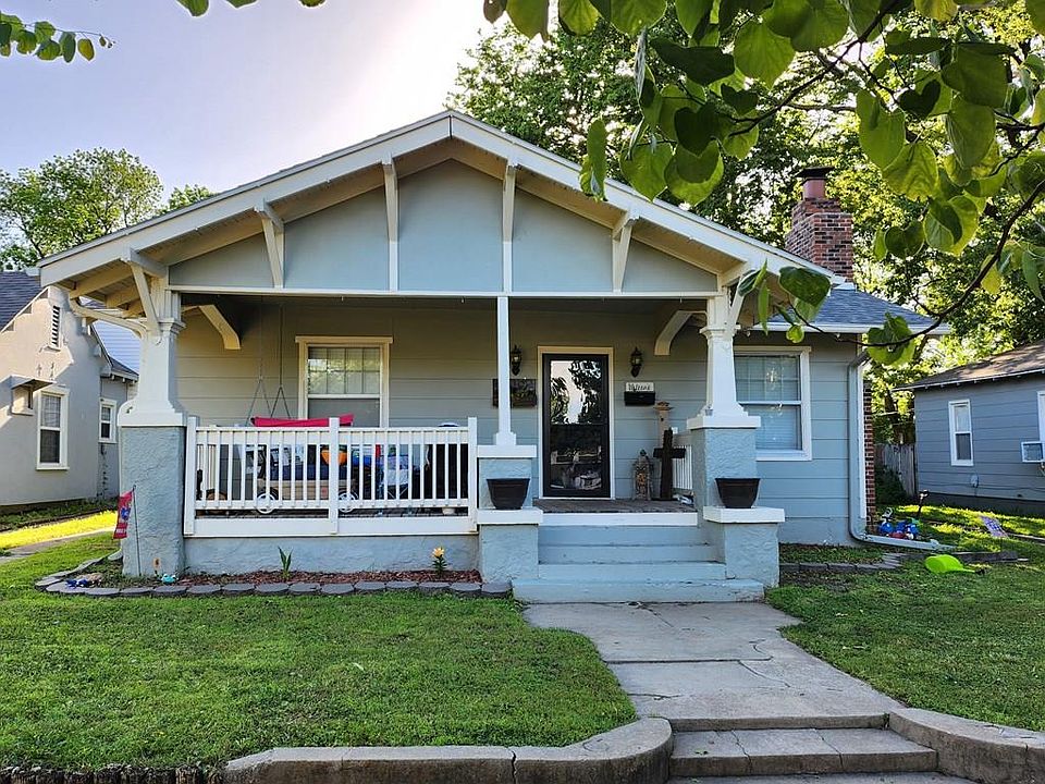 219 S Lafayette Ave, Chanute, KS 66720 | Zillow