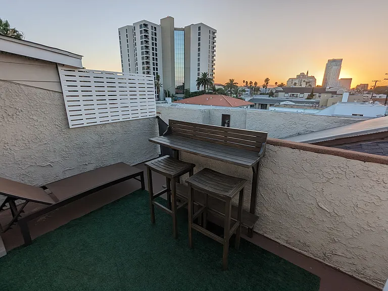 Private patio space, enjoy the sunset.
