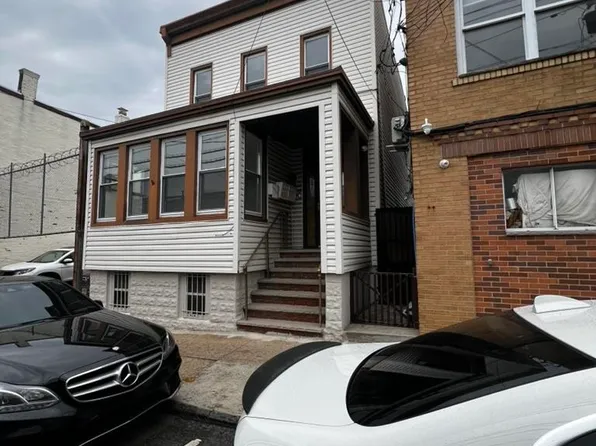 600 67th Street image 1 of 16
