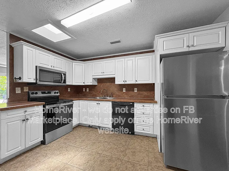 1232 Prince Rd — Photo 8