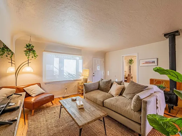 312 Quincy St NE, Albuquerque, NM 87108