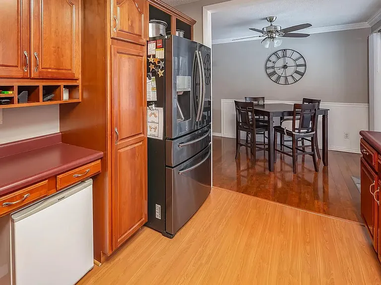 3117 Windsor Dr #0 — Photo 9