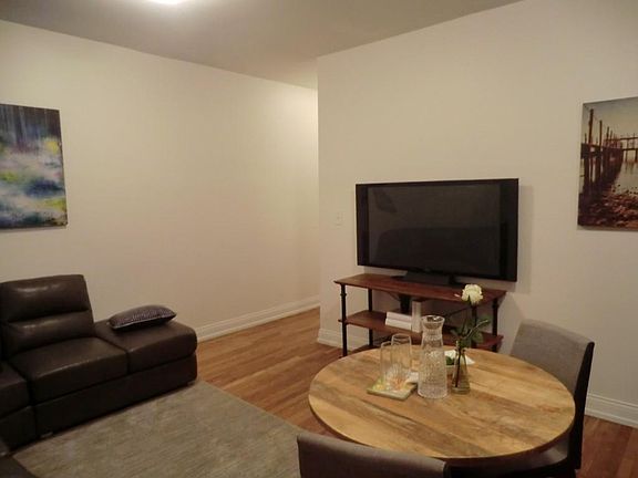 4th image of 4048 N Milwaukee Ave #2A