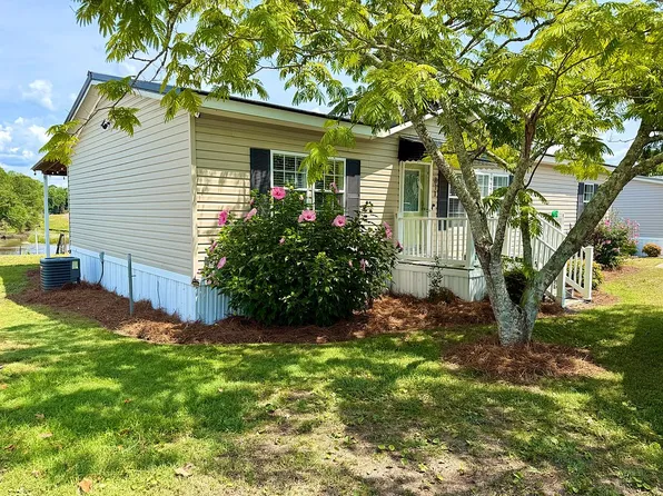 811 Waterway Dr, Myrtle Beach, SC 29582