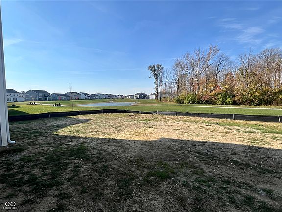 3rd image of 3847 Thomas Jefferson Ct