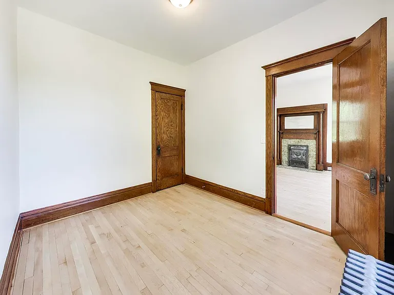 858 N Wolcott Ave #2 — Photo 11