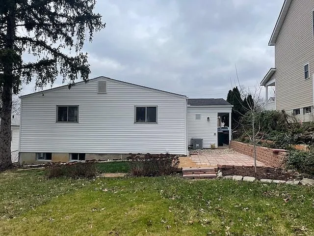 403 Crest Ave — Photo 27