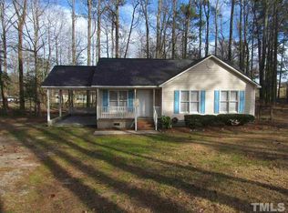 100 Pinewoods Dr, Zebulon, NC 27597
