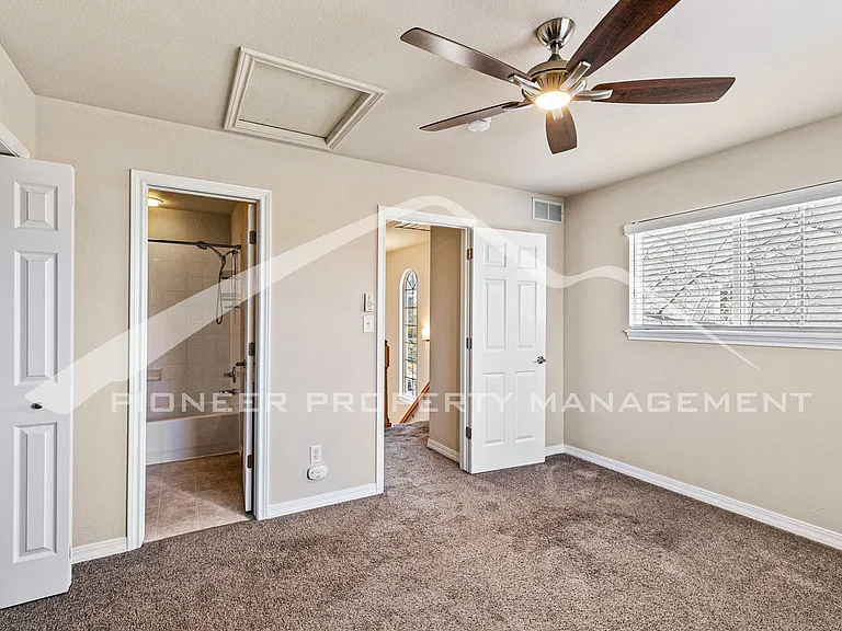438 N Parkside Dr #A — Photo 16