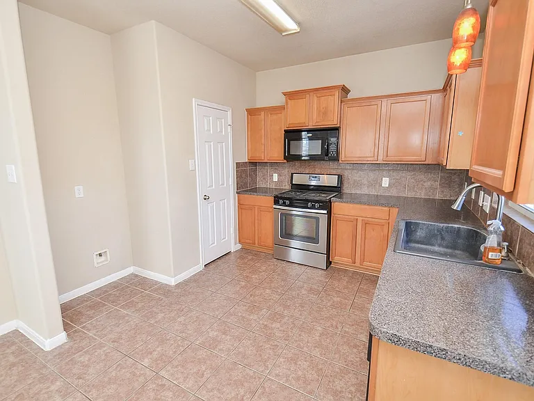 4126 Barossa Valley Ln — Photo 6