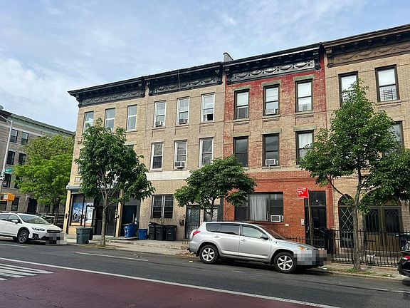 2nd image of 86 Rogers Ave