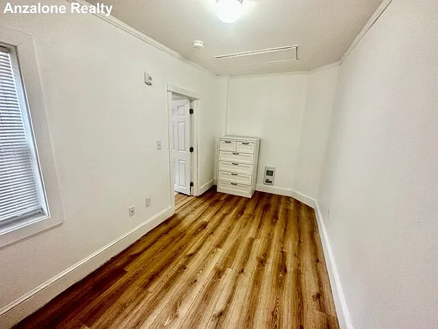 Photo 2 of 9 - 288 Hanover St #3 - Boston, MA Building Photo - 288 Hanover St #3