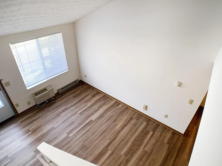 Wyndemere Apartments — Photo 46