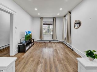 32-34 Mapes Ave, Newark, NJ 07112