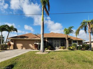 419 SW 40th Ter, Cape Coral, FL 33914