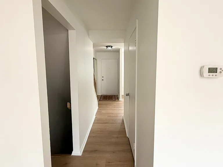 7038 Knighthood Ln — Photo 10