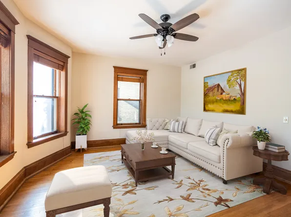 St. Anthony Flats, 207 Virginia St #203F, Saint Paul, MN 55102