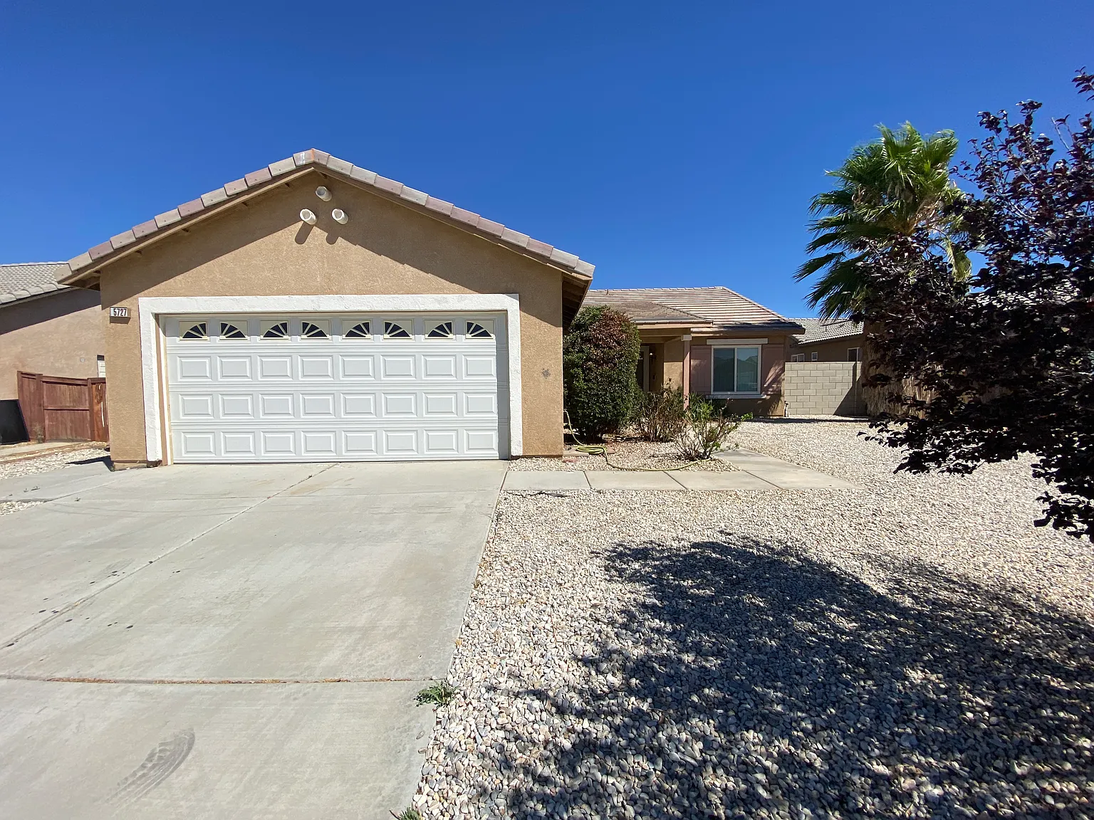 5 bed, 1580 sqft, $2,200 — Photo 1