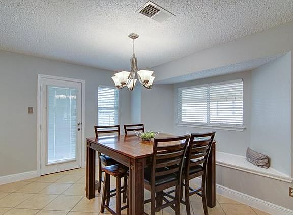 5th image of 3087 Hill St