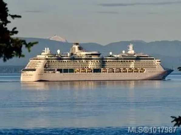 9 Adams Rd #104, Campbell River, BC V9W 1R9