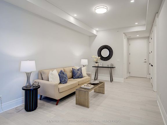 2nd image of 129 South St #607