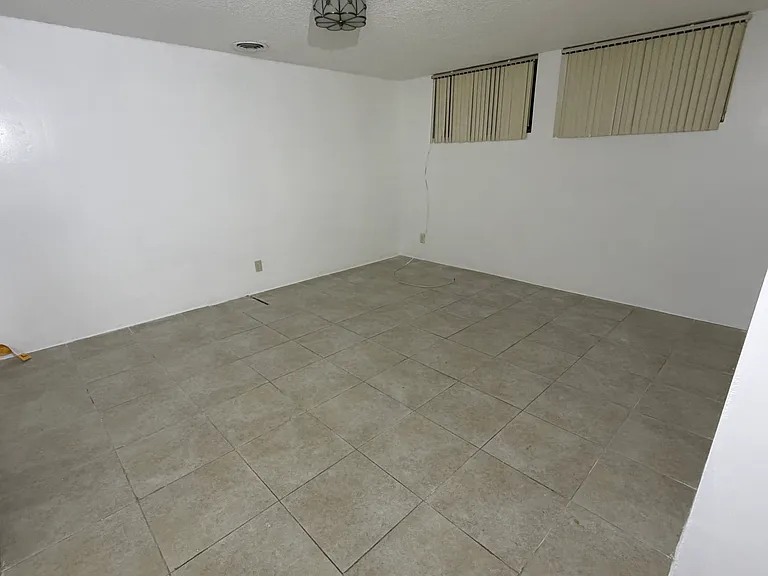 471 W Duarte Rd #114 — Photo 13